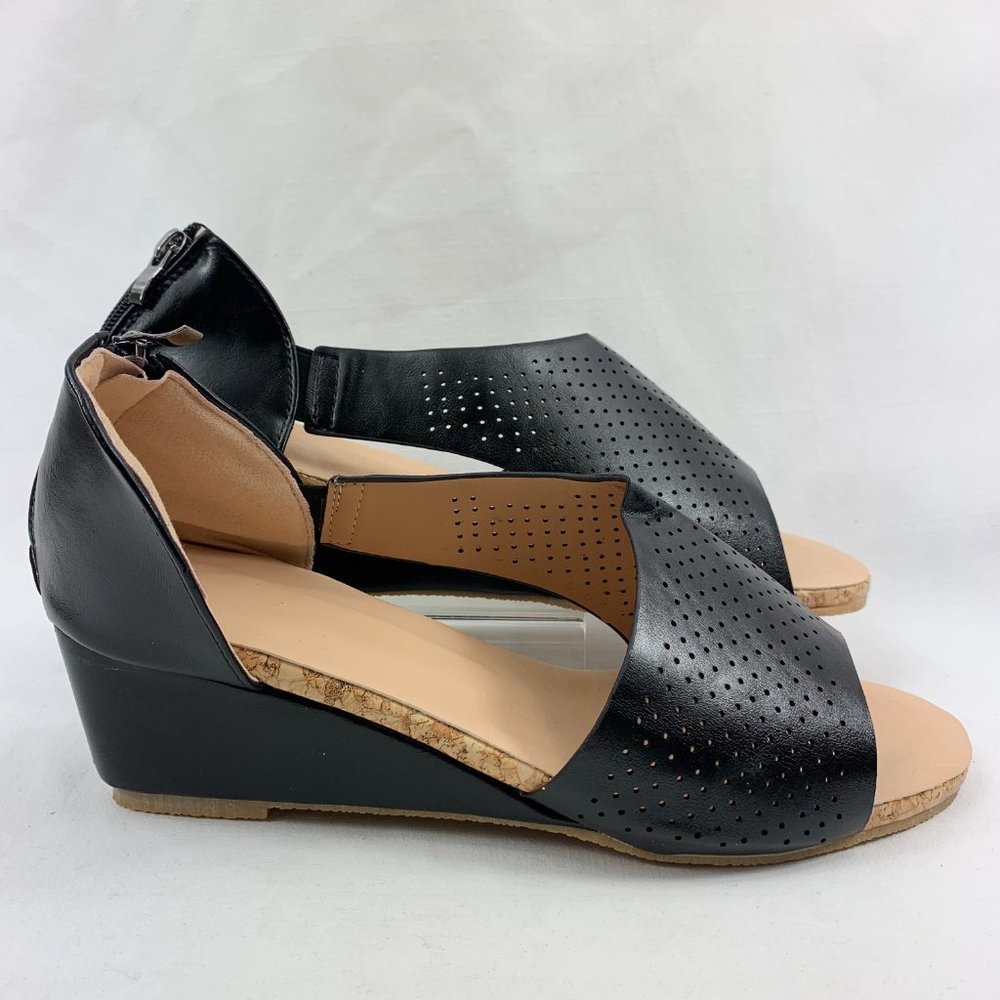 PAOTMBU Women's Perforated Cutout Wedge Sandals